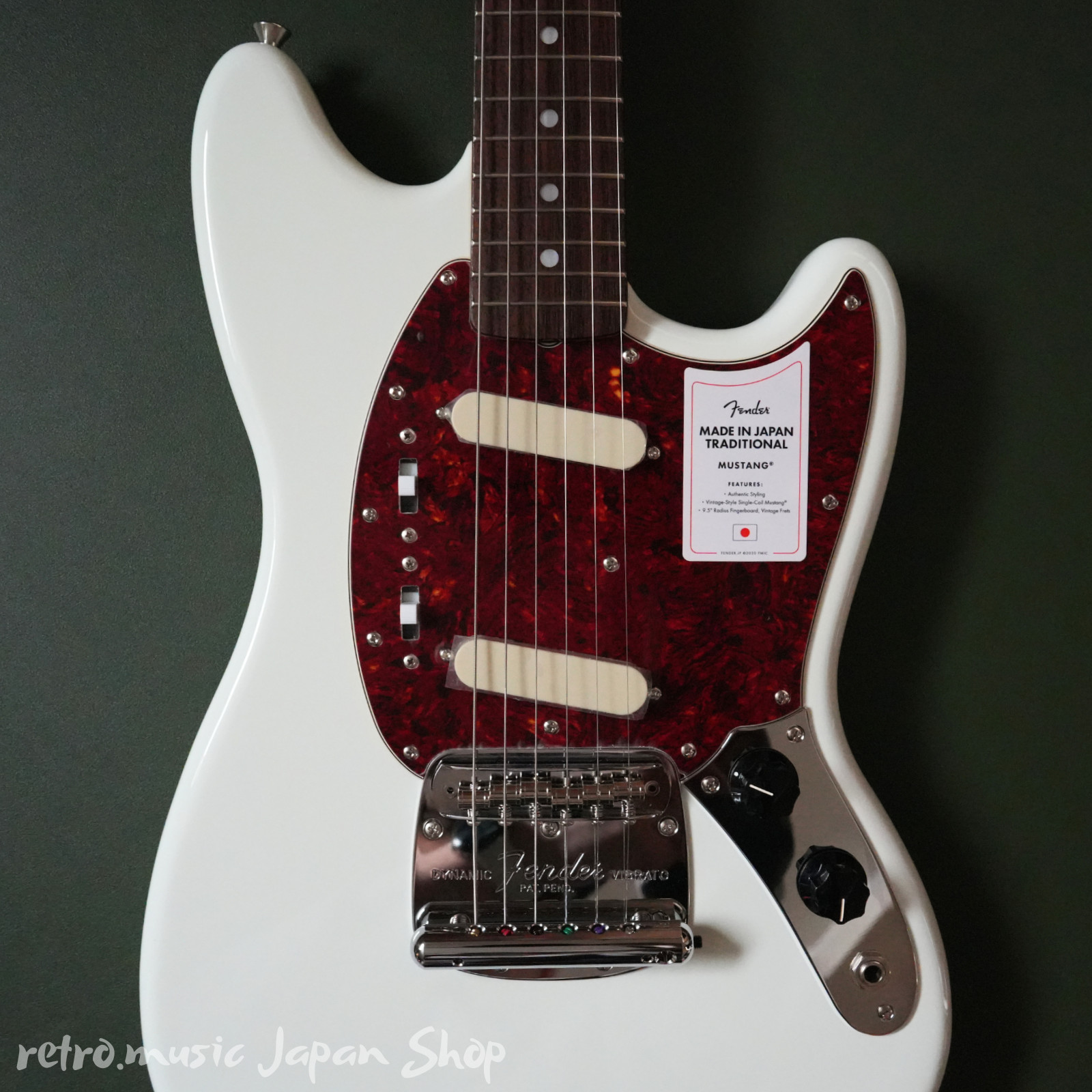 Fender Made in Japan Traditional 60s Mustang – Olympic White (vč. pouzdra)