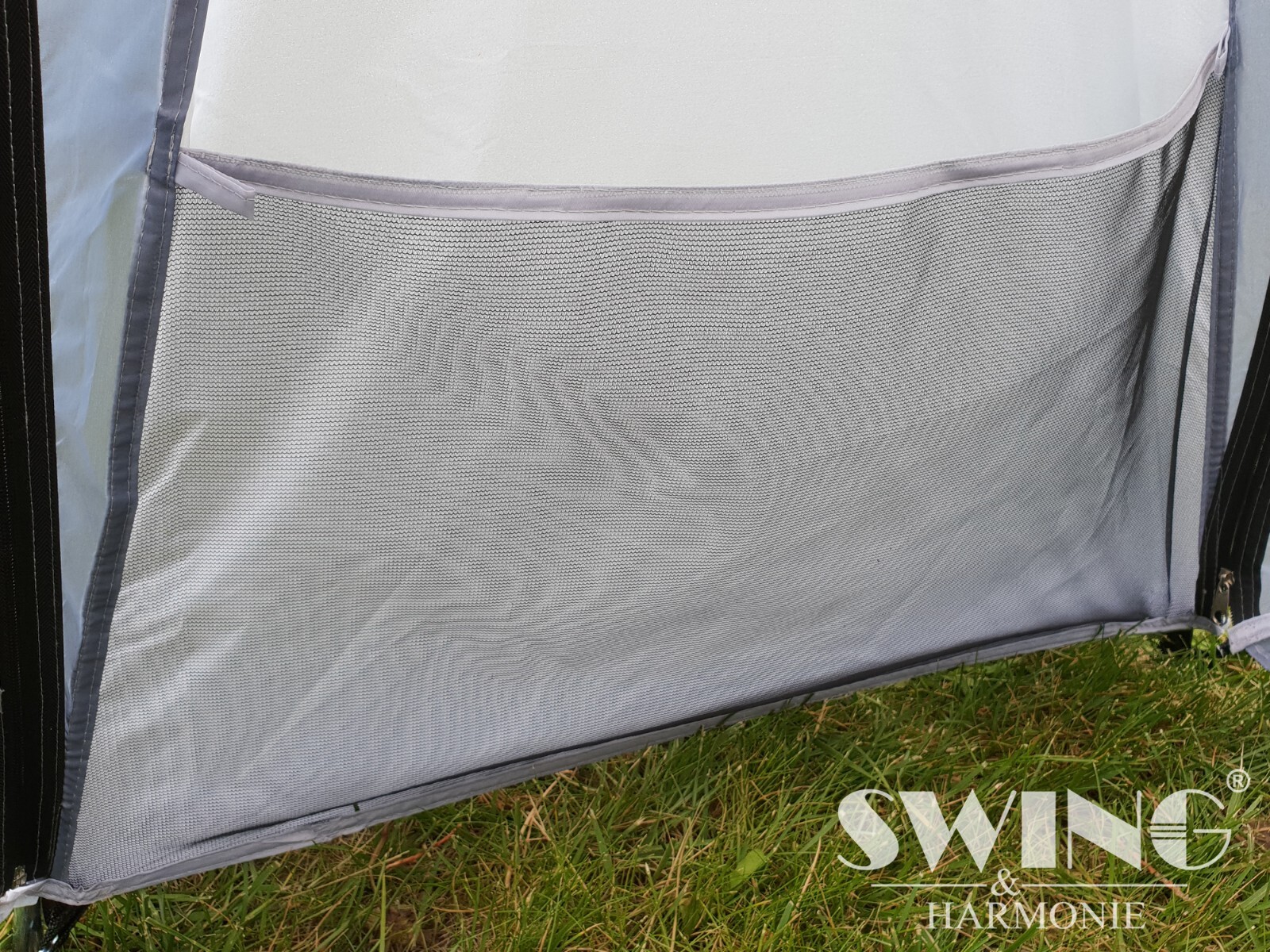 LED zahradní altán DomeShelter XXL 4,5 x 4,5 m – párty stan se solárním osvětlením, bočnicemi a moskytiérou