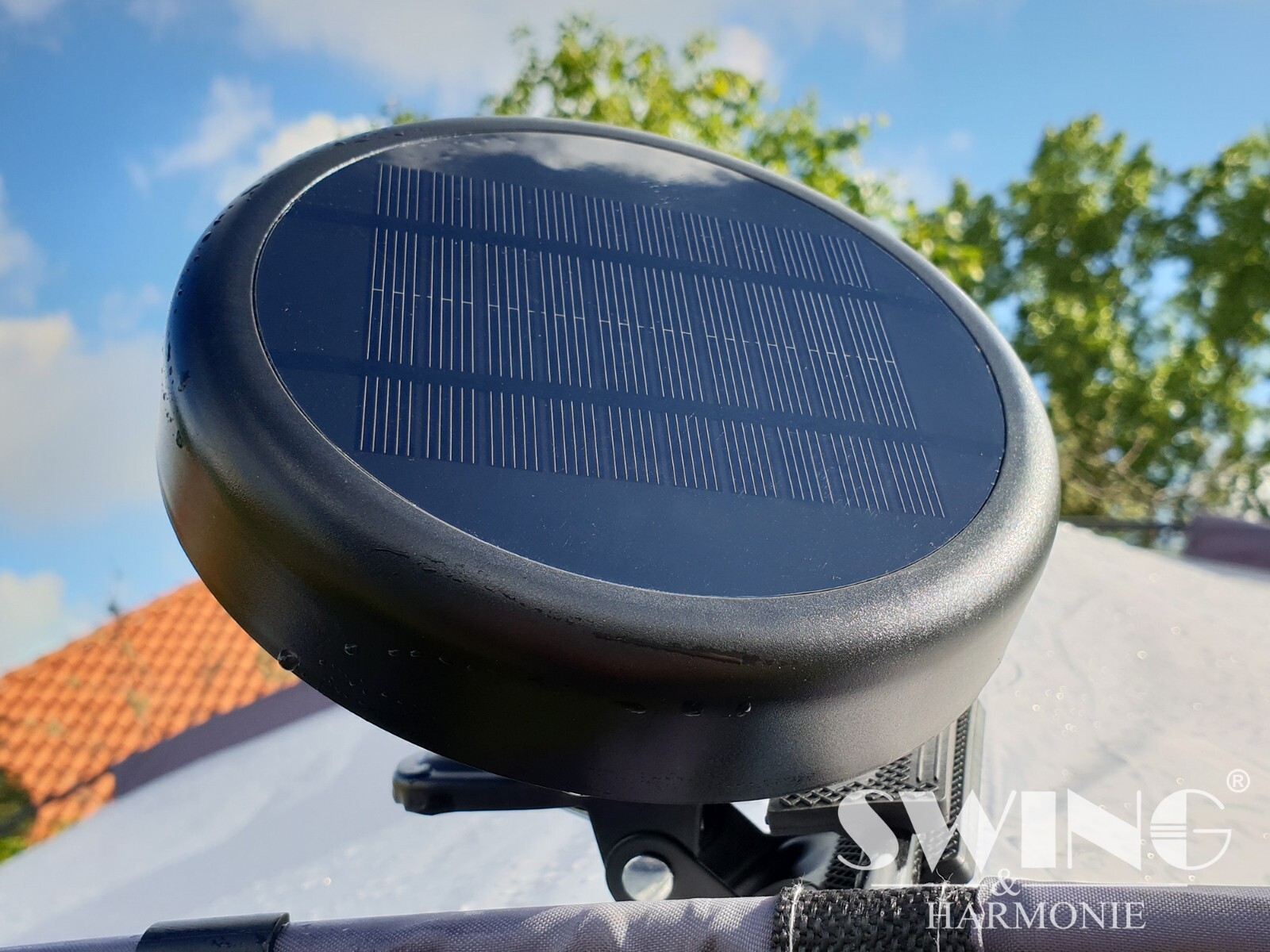 LED zahradní altán DomeShelter XXL 4,5 x 4,5 m – párty stan se solárním osvětlením, bočnicemi a moskytiérou